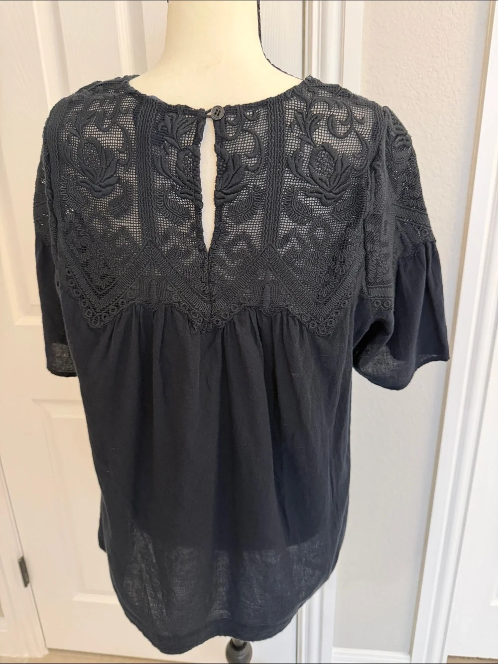 Sea New York Black Lace Yoke Tunic Top